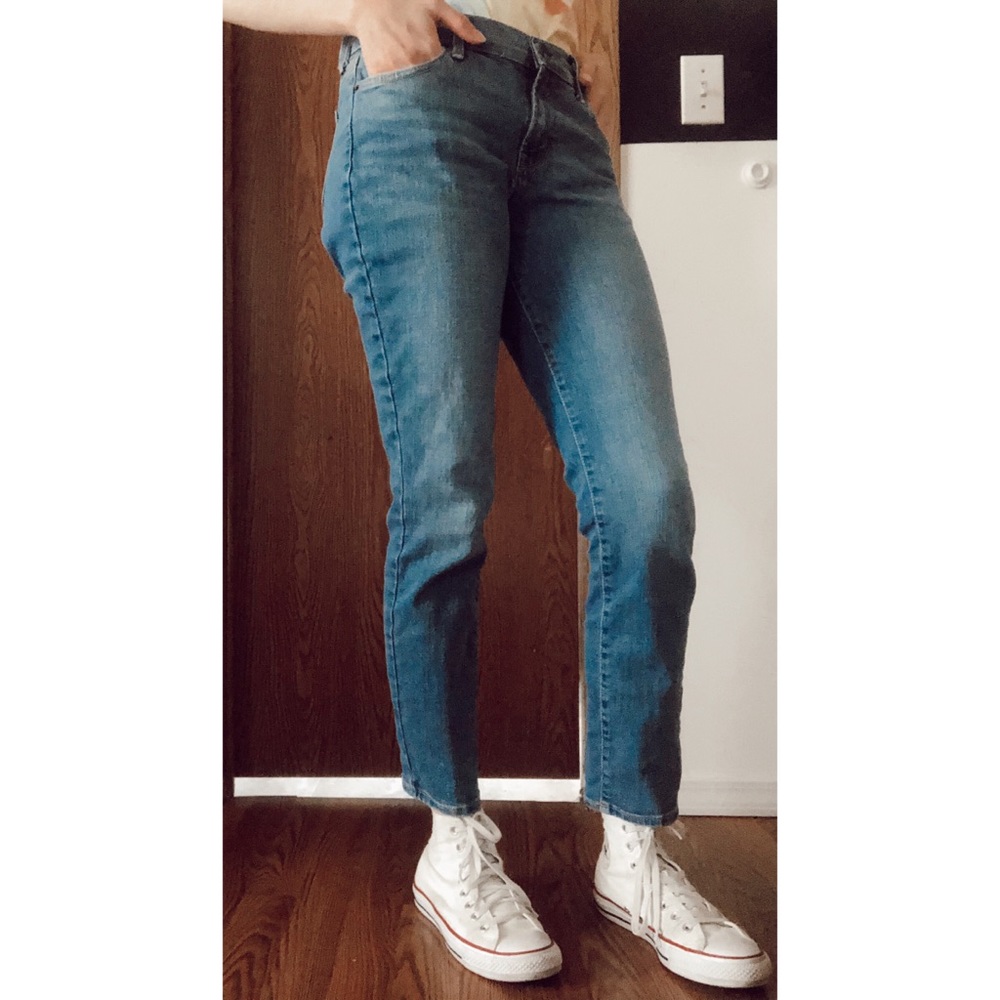 Old Navy Original Slim Jeans - Size 6